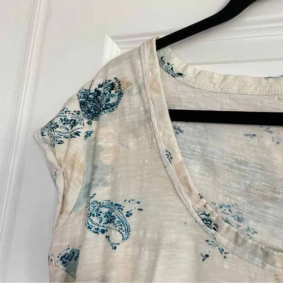 Anthropologie Pilcro Cream and Blue Patterned Cotton Short Sleeve Top - Picture 3 of 9